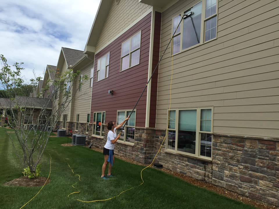 Residential Siding Cleaning Services